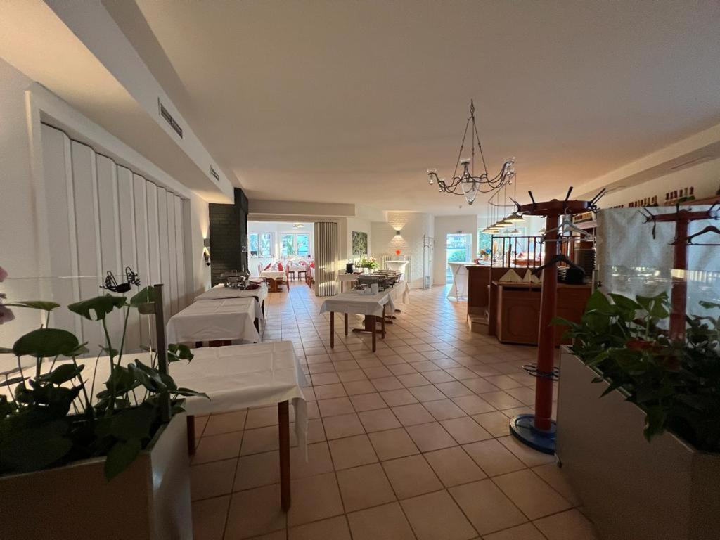 באד פירמונט Hotel Alt-Holzhausen מראה חיצוני תמונה