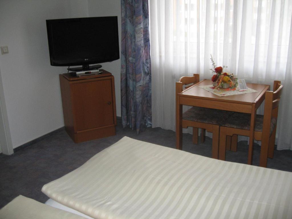 באד פירמונט Hotel Alt-Holzhausen חדר תמונה